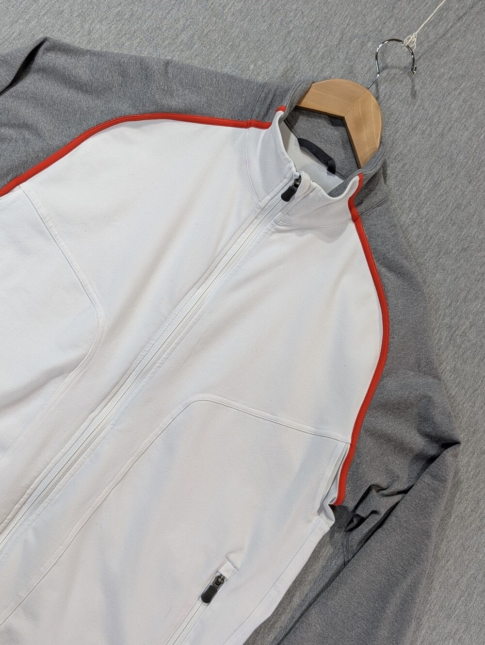 Lululemon Full Zip Running Jacket Men's XL White Grey Red